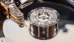 Recuperare dati da hard disk caduto da acceso